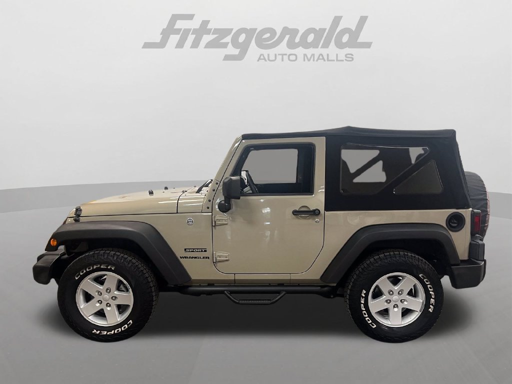 Used 2017 Jeep Wrangler Sport w/ Quick Order Package 24S AWD/4WD image 2