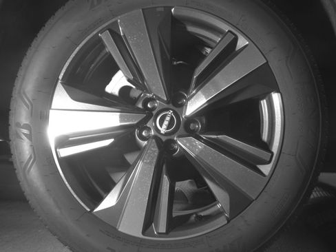 Used 2026 Nissan Rogue SL FWD image 18
