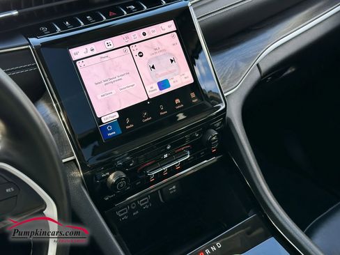 Used 2022 Jeep Grand Cherokee L Limited image 33