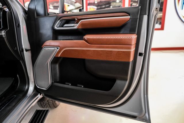 Used 2025 GMC Sierra 2500 Denali Ultimate w/ Max Trailering Package AWD/4WD image 40