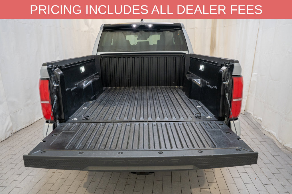 Certified 2025 Toyota Tacoma SR5 AWD/4WD image 5