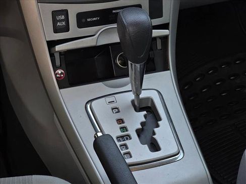 Used 2013 Toyota Corolla LE image 20