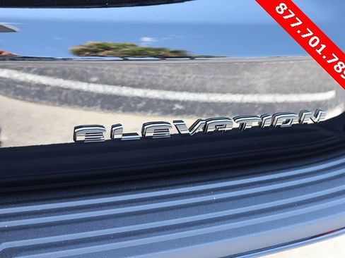 New 2025 GMC Yukon XL Elevation image 8