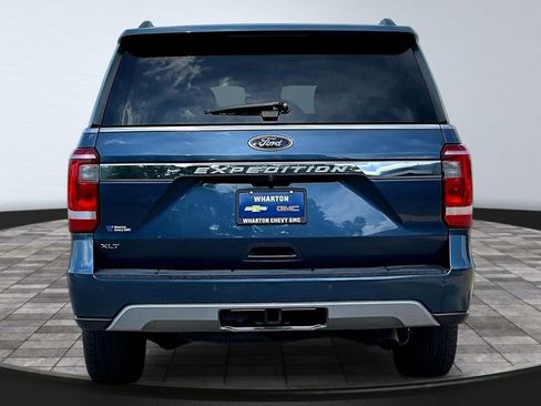 Used 2019 Ford Expedition XLT w/ Equipment Group 202A RWD image 6