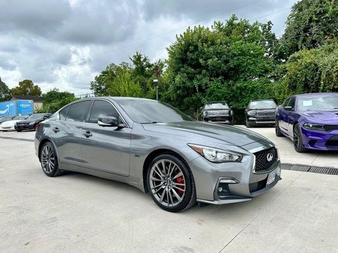Used 2018 INFINITI Q50 Red Sport 400 w/ Sensory Package (Sport) AWD/4WD image 9