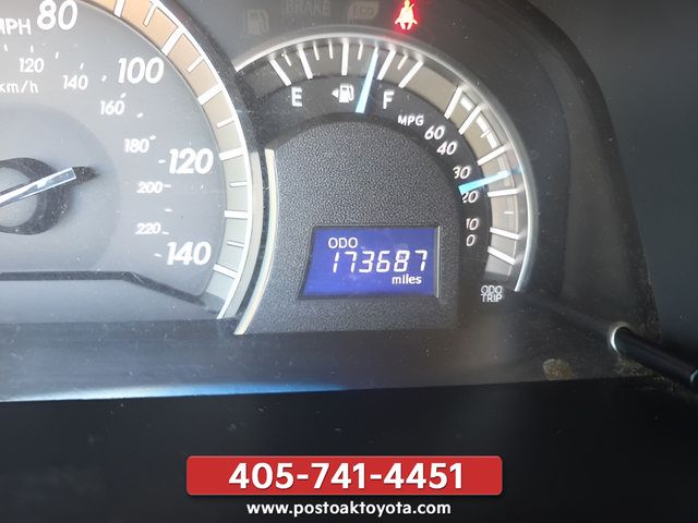 Used 2012 Toyota Camry SE FWD image 20