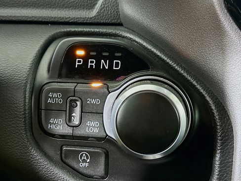 Used 2023 RAM 1500 Big Horn image 25