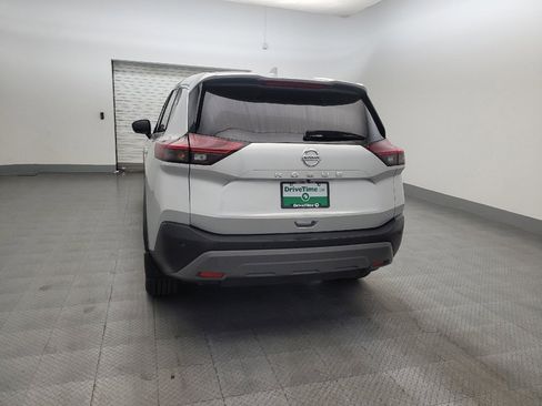 Used 2021 Nissan Rogue SV FWD image 6