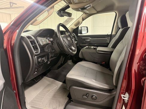 Used 2019 RAM 1500 Big Horn AWD/4WD image 11