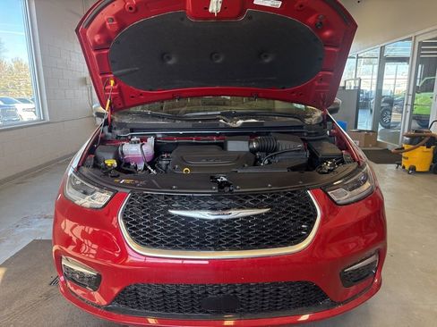 New 2026 Chrysler Pacifica Pinnacle AWD/4WD image 63