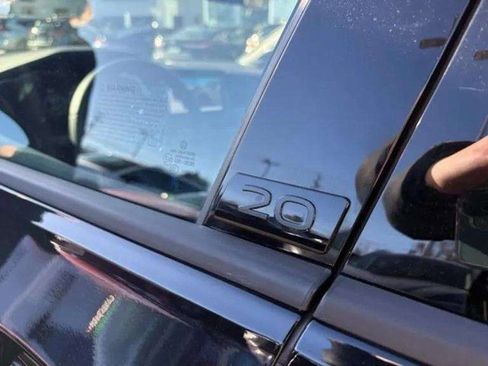 Certified 2023 Volkswagen Golf 20th Anniversary Edition image 24