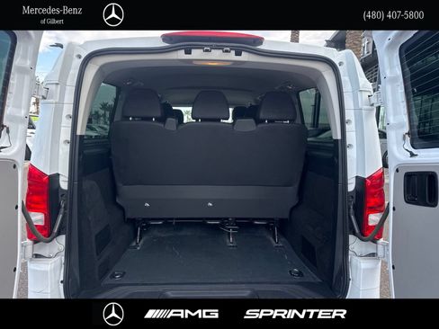 Used 2023 Mercedes-Benz Metris Passenger image 7