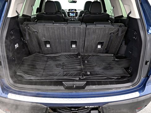 Used 2021 Subaru Ascent Limited w/ Technology Package image 36