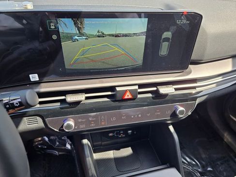 New 2026 Kia Sportage EX FWD image 10