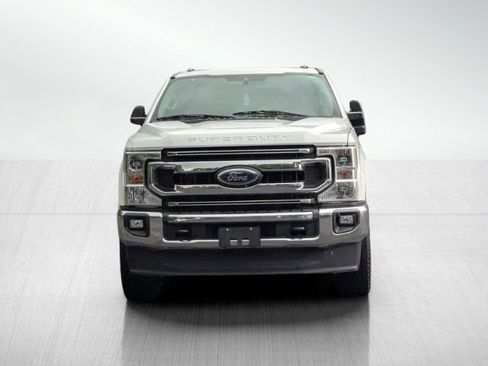 Used 2021 Ford F250 XLT w/ XLT Value Package AWD/4WD image 2