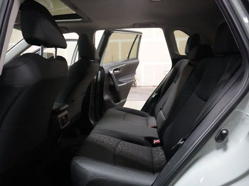 Used 2022 Toyota RAV4 XLE image 9