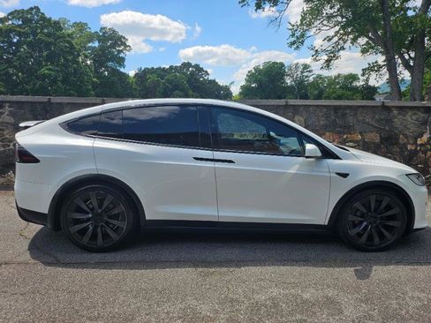 Used 2023 Tesla Model X AWD/4WD image 10