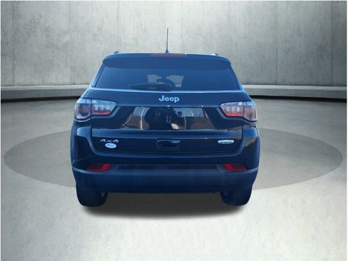 Used 2021 Jeep Compass Latitude w/ Convenience Group image 23