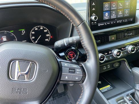 Used 2025 Honda CR-V Sport Touring image 33
