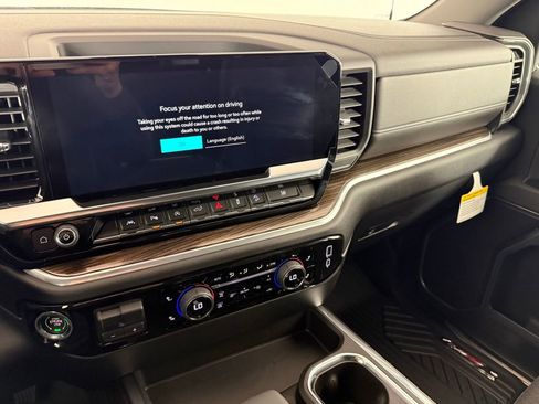New 2026 Chevrolet Silverado 1500 LT w/ Z71 Off-Road Package AWD/4WD image 21