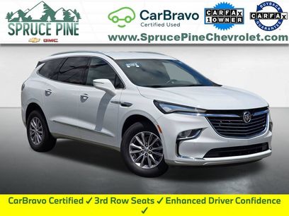 Certified 2023 Buick Enclave Essence