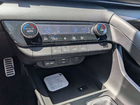 New 2026 Hyundai Elantra Sport FWD image 21