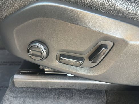 Used 2023 Volvo XC90 B6 Plus w/ Protection Package image 13