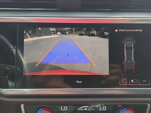 Used 2023 Audi Q3 2.0T Premium image 14