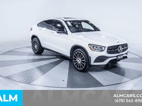 Used 2022 Mercedes-Benz GLC 300 4MATIC Coupe image 14
