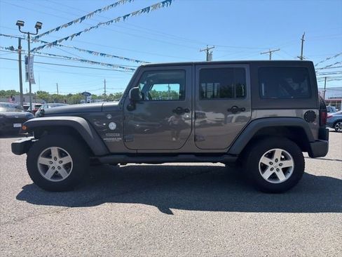 Used 2016 Jeep Wrangler Unlimited Sport w/ Quick Order Package 24S AWD/4WD image 6
