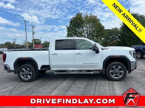 Used 2025 GMC Sierra 2500 SLT AWD/4WD image 4