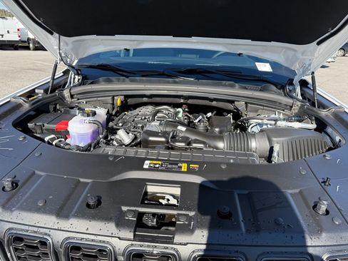 New 2025 Jeep Grand Cherokee Laredo image 22