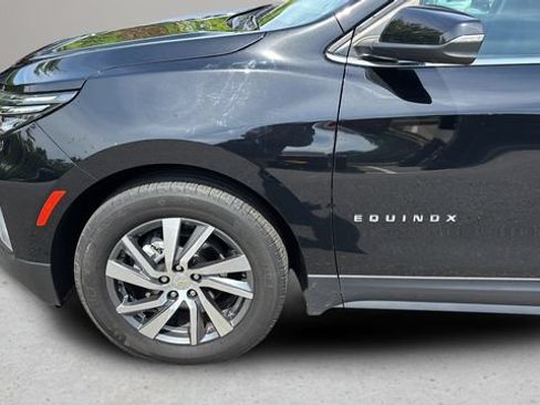 Used 2024 Chevrolet Equinox LT FWD image 32