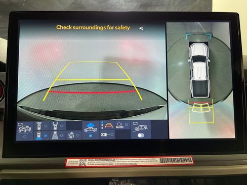 Certified 2025 Toyota Tacoma TRD Off-Road w/ TRD Off Road Premium Package image 21