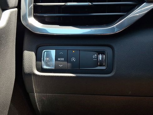 New 2026 GMC Acadia Elevation w/ Elevation Premium Package FWD image 14
