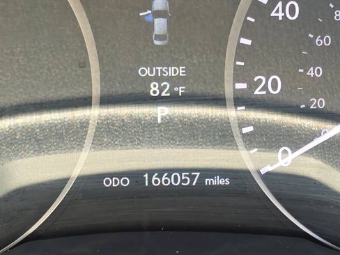 Used 2013 Lexus ES 300h w/ Premium Pkg FWD image 18