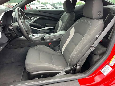 Used 2023 Chevrolet Camaro LT image 20