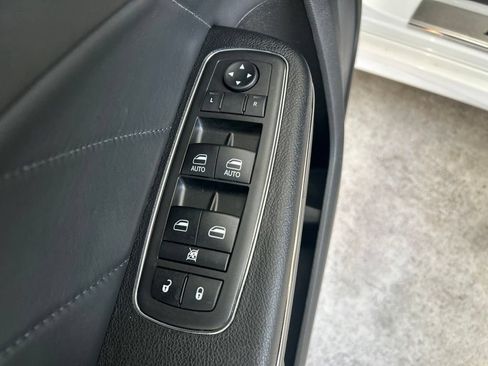 Used 2019 Dodge Charger SRT Hellcat w/ Harman/Kardon Audio Group RWD image 38