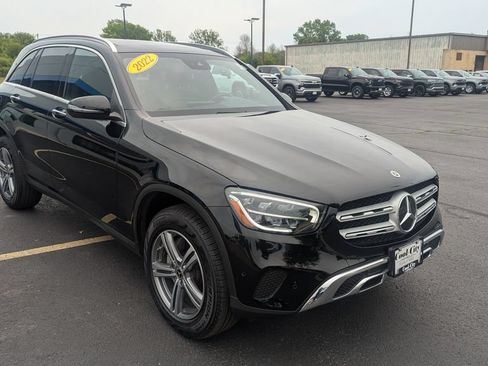 Used 2022 Mercedes-Benz GLC 300 4MATIC image 3