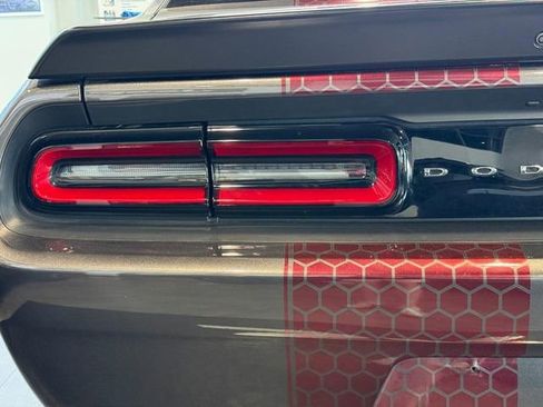 Used 2022 Dodge Challenger R/T Scat Pack RWD image 6