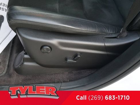 Used 2018 Jeep Grand Cherokee Altitude AWD/4WD image 21