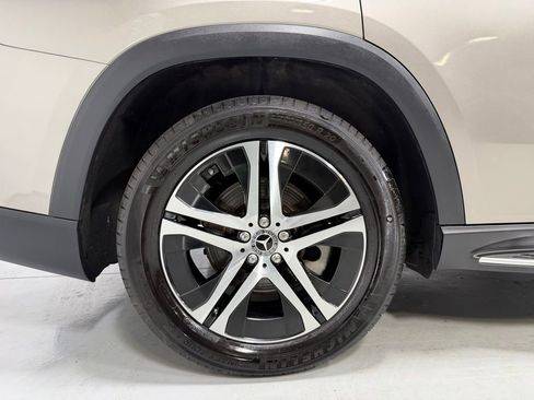 Certified 2023 Mercedes-Benz GLS 450 4MATIC image 15