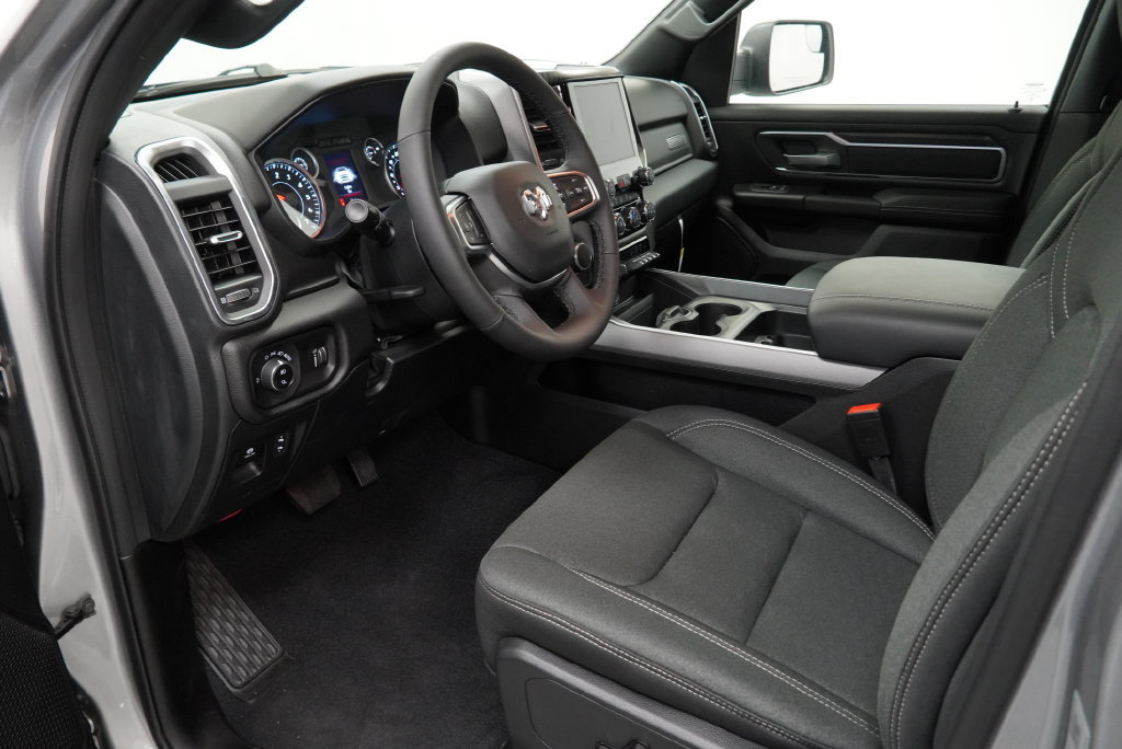 New 2026 RAM 1500 Big Horn AWD/4WD image 16