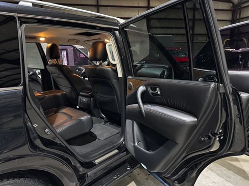 Used 2016 INFINITI QX80 Limited w/ Driver's Assistance Package image 20