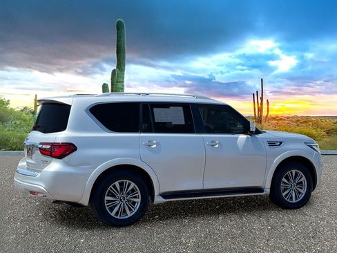 Certified 2022 INFINITI QX80 Luxe w/ Cargo Package RWD image 5