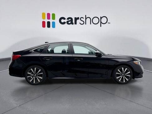 Used 2022 Honda Civic EX image 6