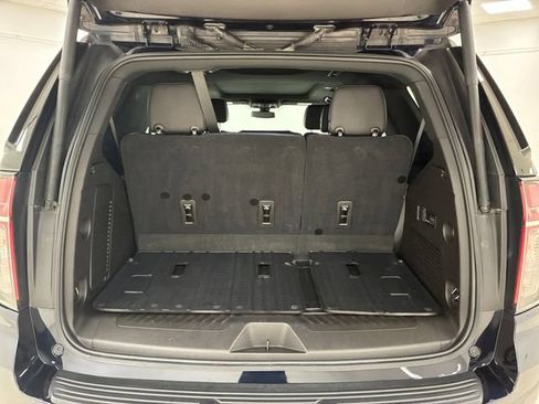 Certified 2021 Chevrolet Tahoe LT w/ LT Signature Plus Package AWD/4WD image 17
