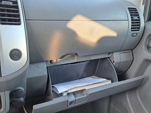 Used 2016 Nissan Frontier SV image 17