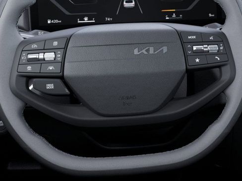 New 2025 Kia K4 EX image 22