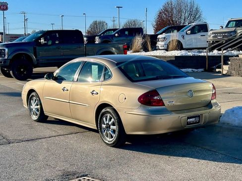 Used 2005 Buick LaCrosse CXL w/ Gold Convenience Package image 3